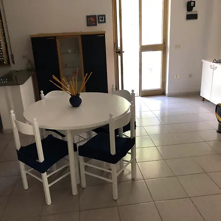 Casa Marylu Con Giardino