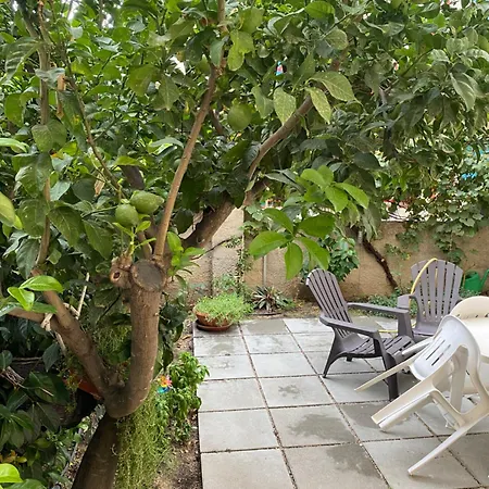 Casa Marylu Con Giardino